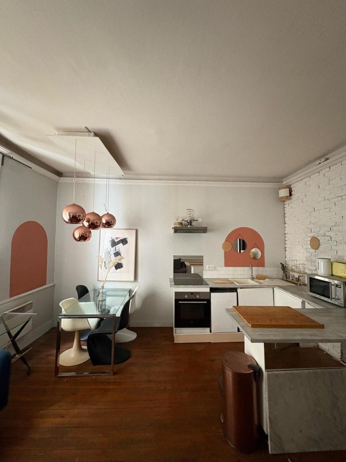 2 Pieces - Centre - Bain Balneo Apartment